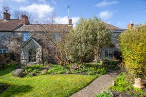 Front Aspect - click for photo gallery